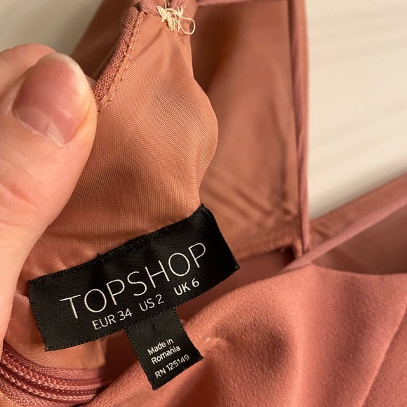LAST DAY TO BUY!! Top shop dress - Picture 4 of 8